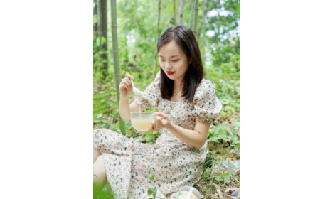 為何99%漂亮女性每天都在喝一杯有機野生葛根粉？