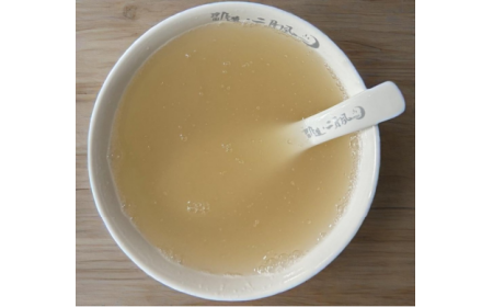 葛粉沖調(diào)新手必看！告別“白色尷尬”，一碗晶瑩剔透的有機野生葛根粉是這樣沖出來的！