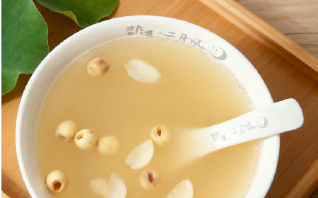 冬日圍爐時光，一碗野生葛粉撫平滿身燥意